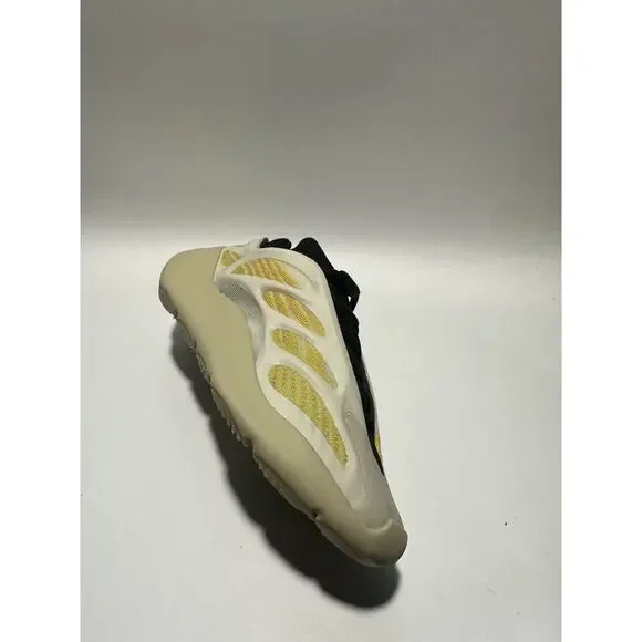 Adidas Yeezy 700 V3 'Safflower' - Sz 4.5 (G54853)